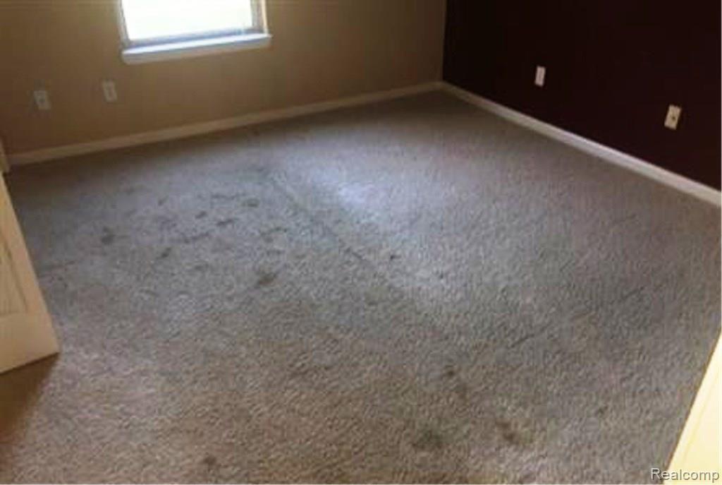 1682 Clemens Circle Rochester, MI 48307 - Photo 10 of 11