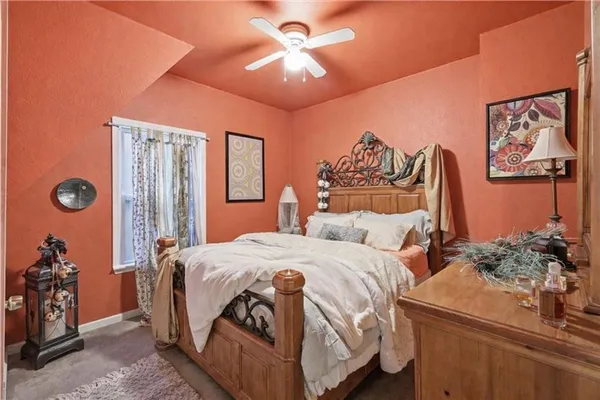 $140,000 | 526 Kiowa Street, Leavenworth, KS 66048