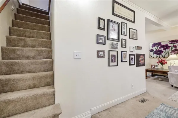 $140,000 | 526 Kiowa Street, Leavenworth, KS 66048