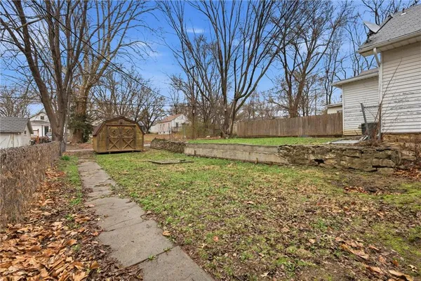 $140,000 | 526 Kiowa Street, Leavenworth, KS 66048