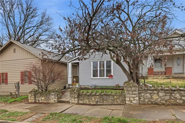 $140,000 | 526 Kiowa Street, Leavenworth, KS 66048