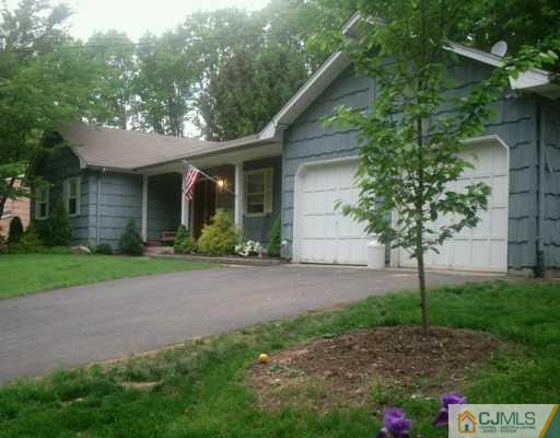 8 Carter Road East Brunswick, NJ 08816 - Photo 1 of 8 Gallery Image 1