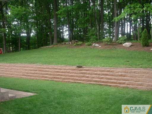8 Carter Road East Brunswick, NJ 08816 - Photo 7 of 8 Gallery Image 7