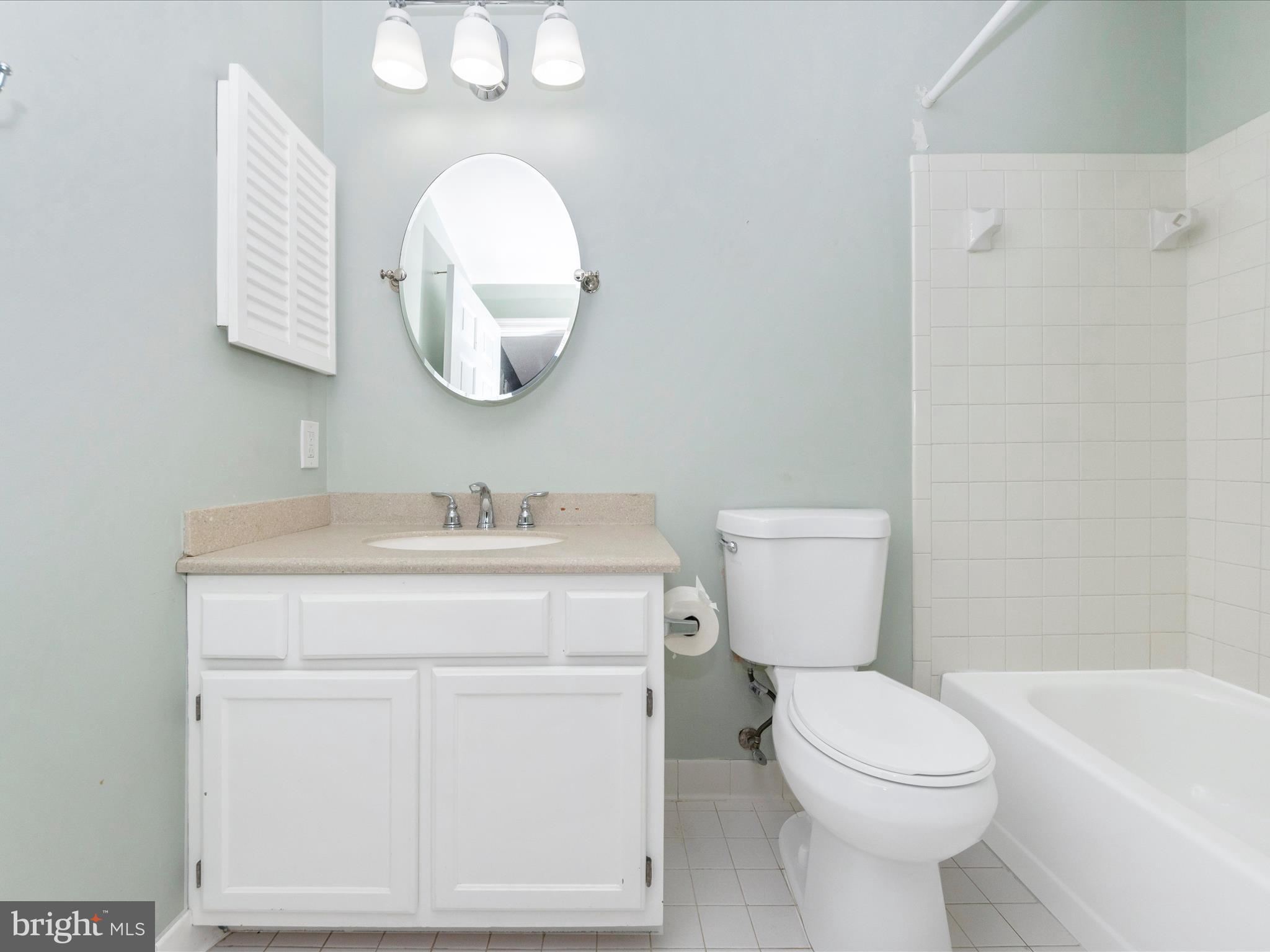 308 Crescendo Way Silver Spring, MD 20901 - Photo 34 of 57 Bathroom 2