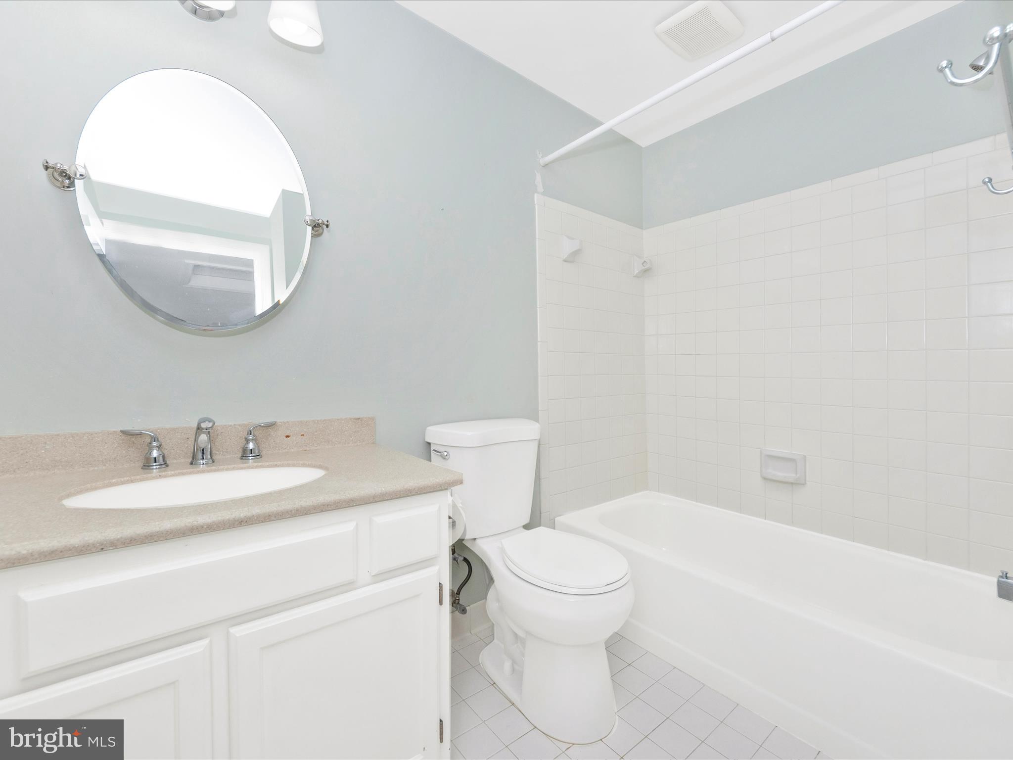 308 Crescendo Way Silver Spring, MD 20901 - Photo 35 of 57 Bathroom 2
