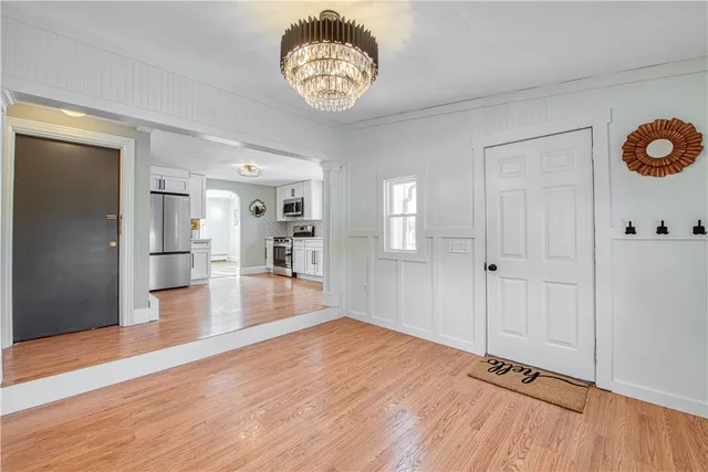 $389,900 | 88 Pawtucket Avenue, East Providence, RI 02916