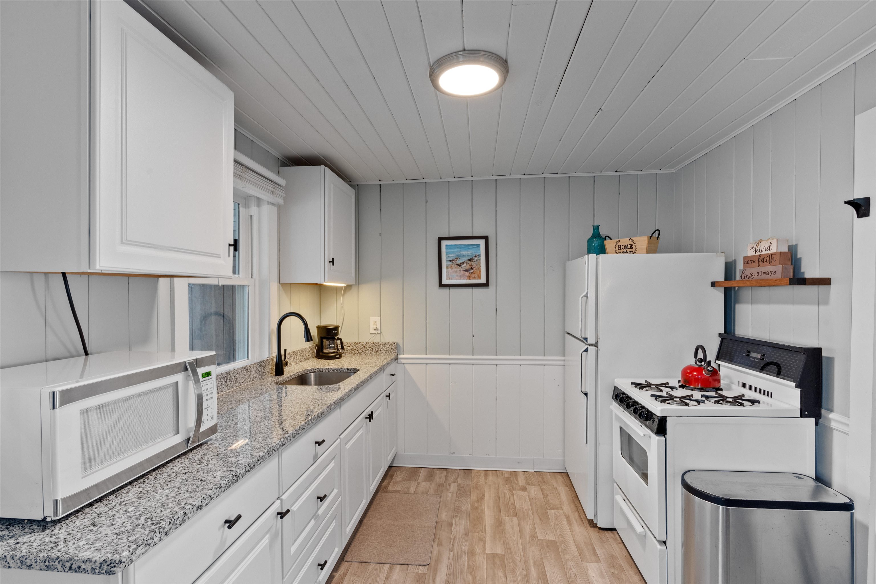 15 Riverview Terrace Hampton, NH 03842 - Photo 11 of 59