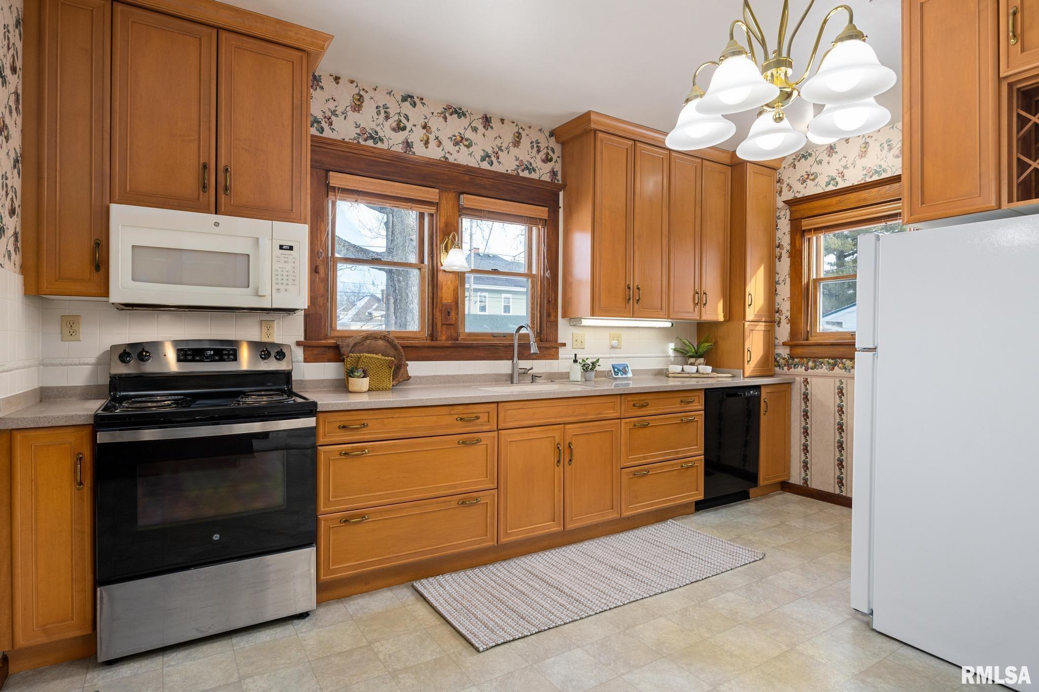 804 Main Street Henry, IL 61537 - Photo 20 of 57