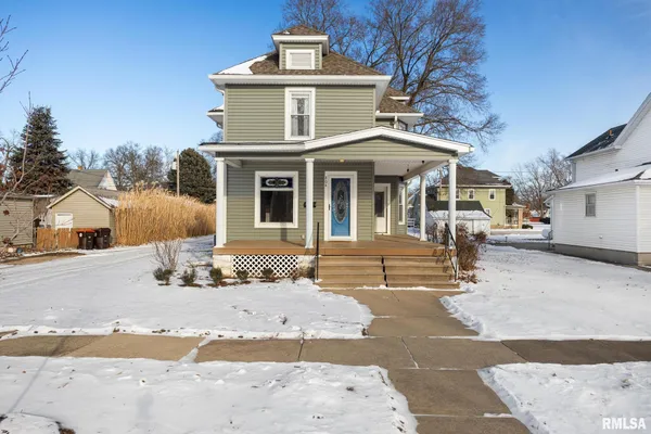 $165,000 | 804 Main Street, Henry, IL 61537