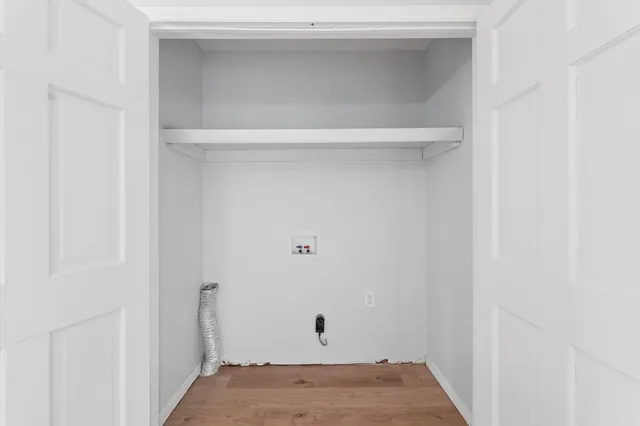 a view of a room with an empty space