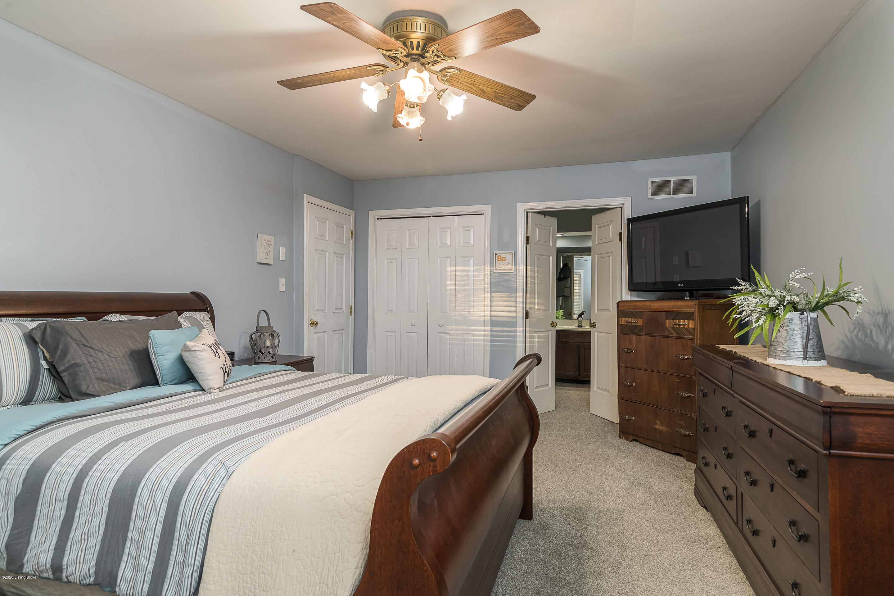 11820 Robindale Road Louisville, KY 40243 - Photo 28 of 41 DHI-22