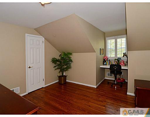 155 Fern Road East Brunswick, NJ 08816 - Photo 13 of 22 Gallery Image 13