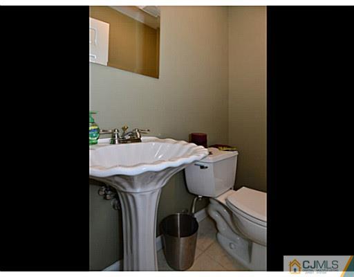 155 Fern Road East Brunswick, NJ 08816 - Photo 17 of 22 Gallery Image 17