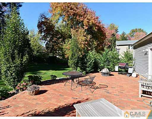 155 Fern Road East Brunswick, NJ 08816 - Photo 19 of 22 Gallery Image 19