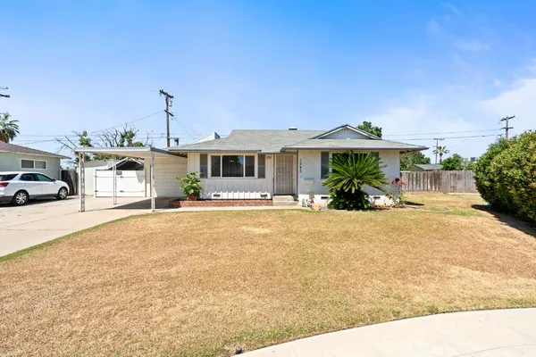 $250,000 | 1542 West Sussex Way, Fresno, CA 93705