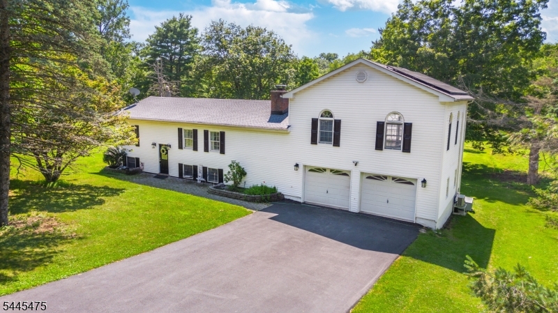 19 Little Road Lafayette, NJ 07848 - Photo 10 of 49