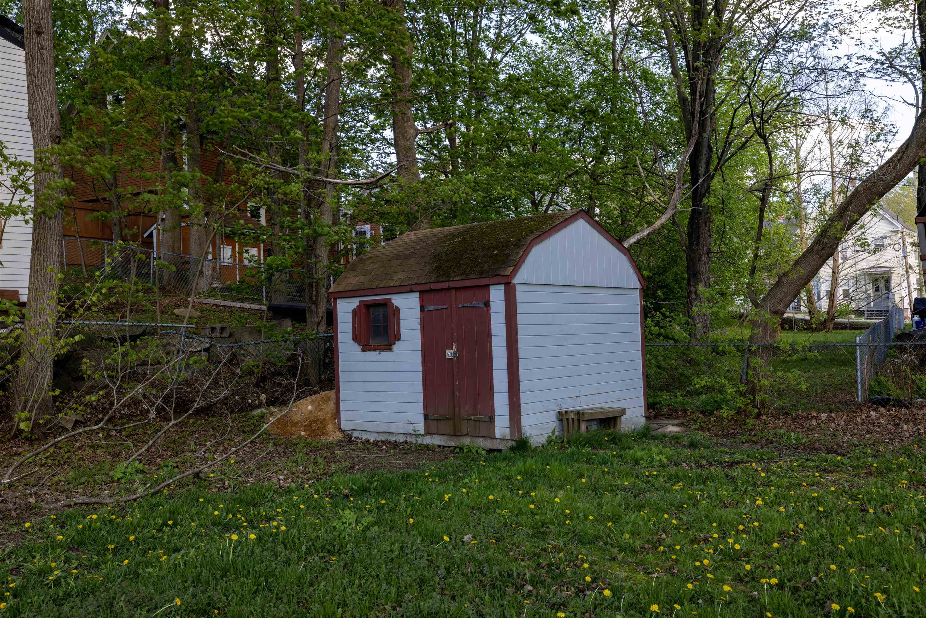 8 Old Manchester Road Raymond, NH 03077 - Photo 26 of 33 Gallery Image 26