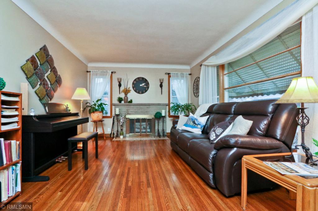 1131 Dodd Road Mendota Heights, MN 55118 - Photo 3 of 31 Gallery Image 3