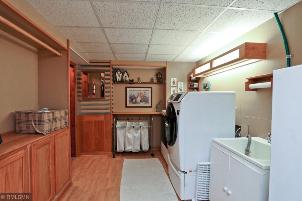 1131 Dodd Road Mendota Heights, MN 55118 - Photo 21 of 31 Gallery Image 21