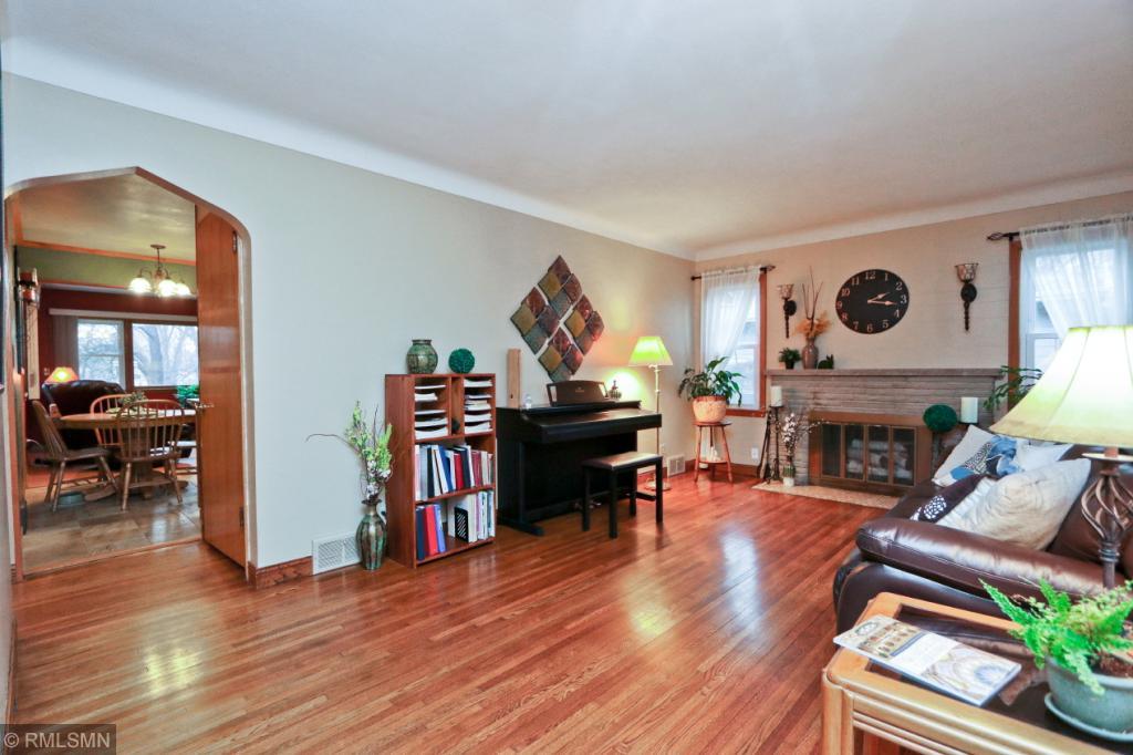 1131 Dodd Road Mendota Heights, MN 55118 - Photo 23 of 31 Gallery Image 23