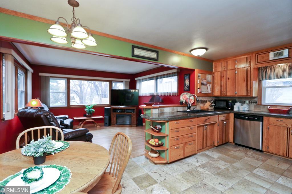 1131 Dodd Road Mendota Heights, MN 55118 - Photo 7 of 31 Gallery Image 7