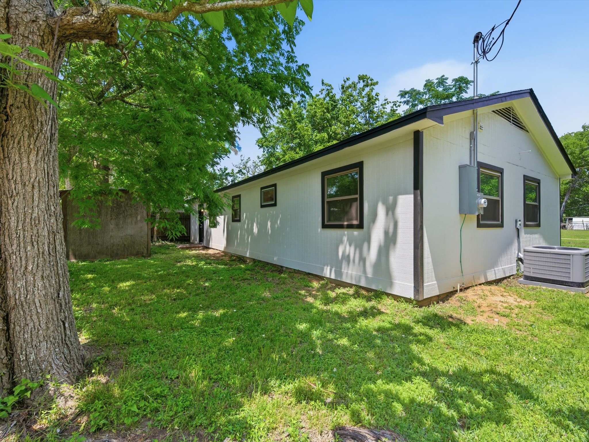 725 Lafayette Street Hempstead, TX 77445 - Photo 18 of 26