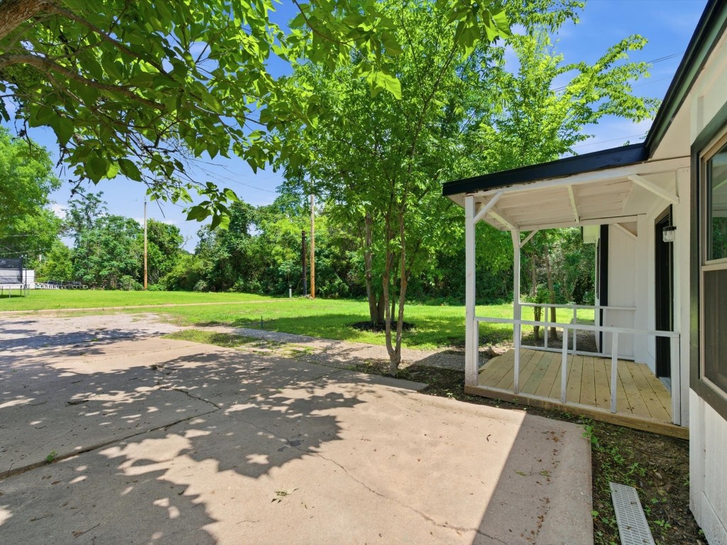 725 Lafayette Street Hempstead, TX 77445 - Photo 3 of 26