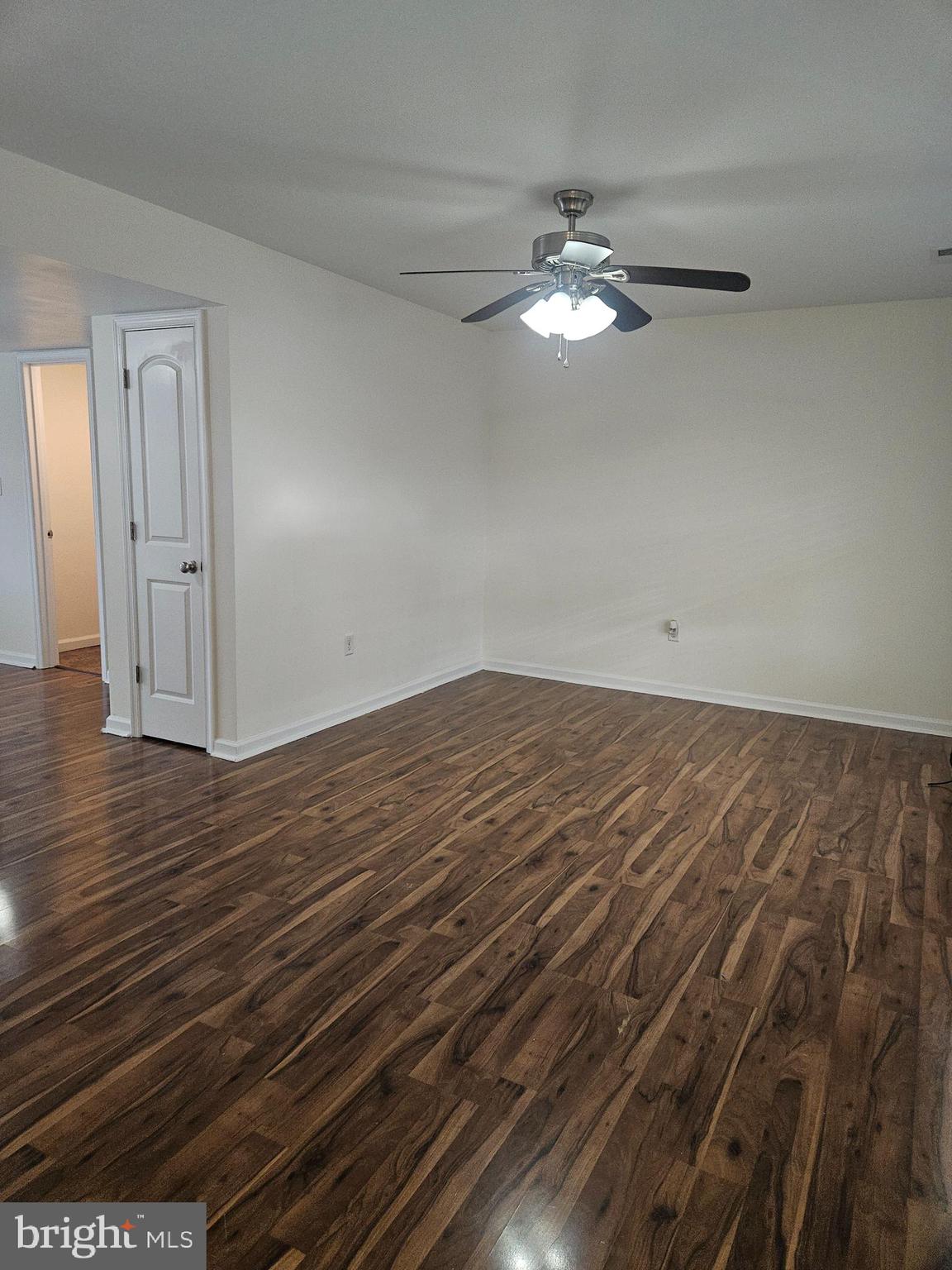30 Original Lane Inwood, WV 25428 - Photo 2 of 16 Living room