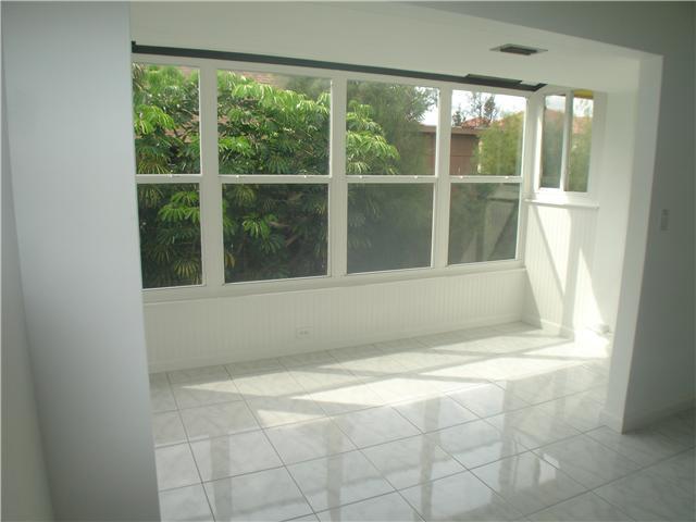 125 West Hidden Valley Boulevard, Unit 10 Boca Raton, FL 33487 - Photo 3 of 7 Picture 1