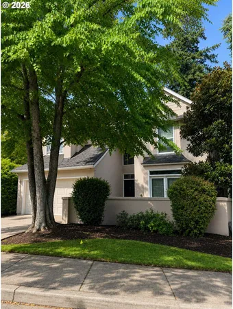 $865,000 | 44 Morningview Circle, Lake Oswego, OR 97035