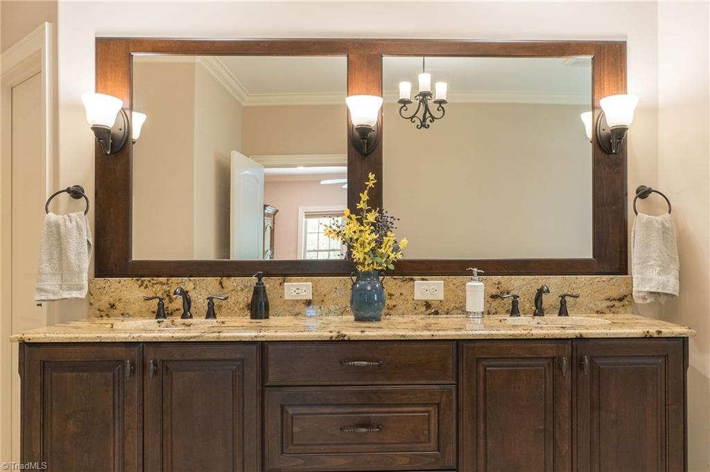 7850-7852 Sutter Road Greensboro, NC 27455 - Photo 32 of 47 Gallery Image 32