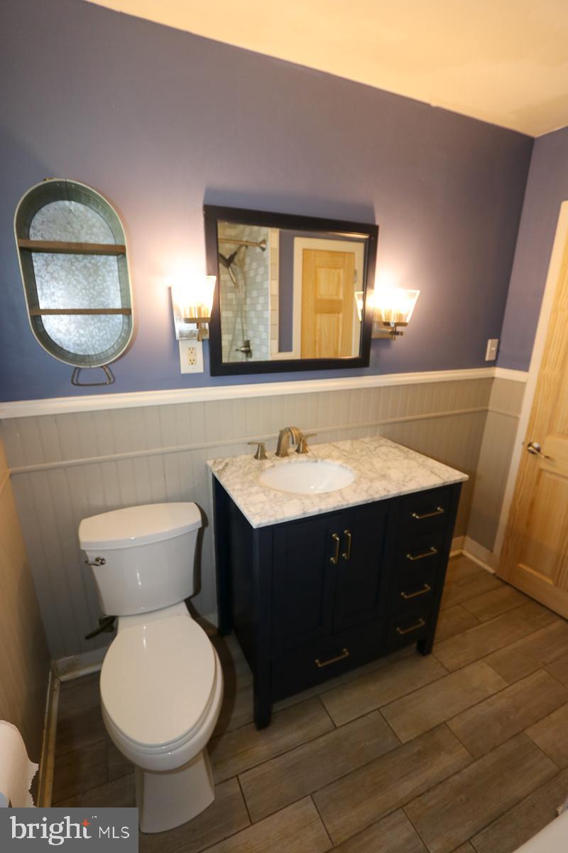 201 Castello Avenue Hatboro, PA 19040 - Photo 17 of 62 bathroom1