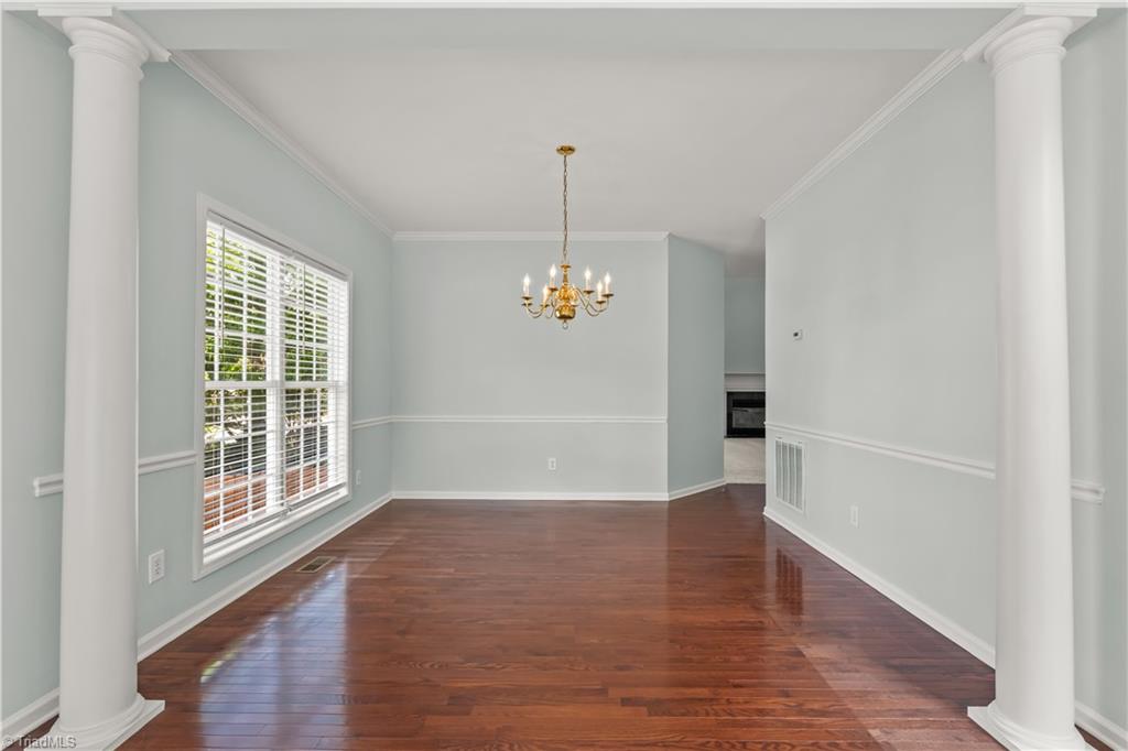 3744 Deerfield Street High Point, NC 27265 - Photo 7 of 43