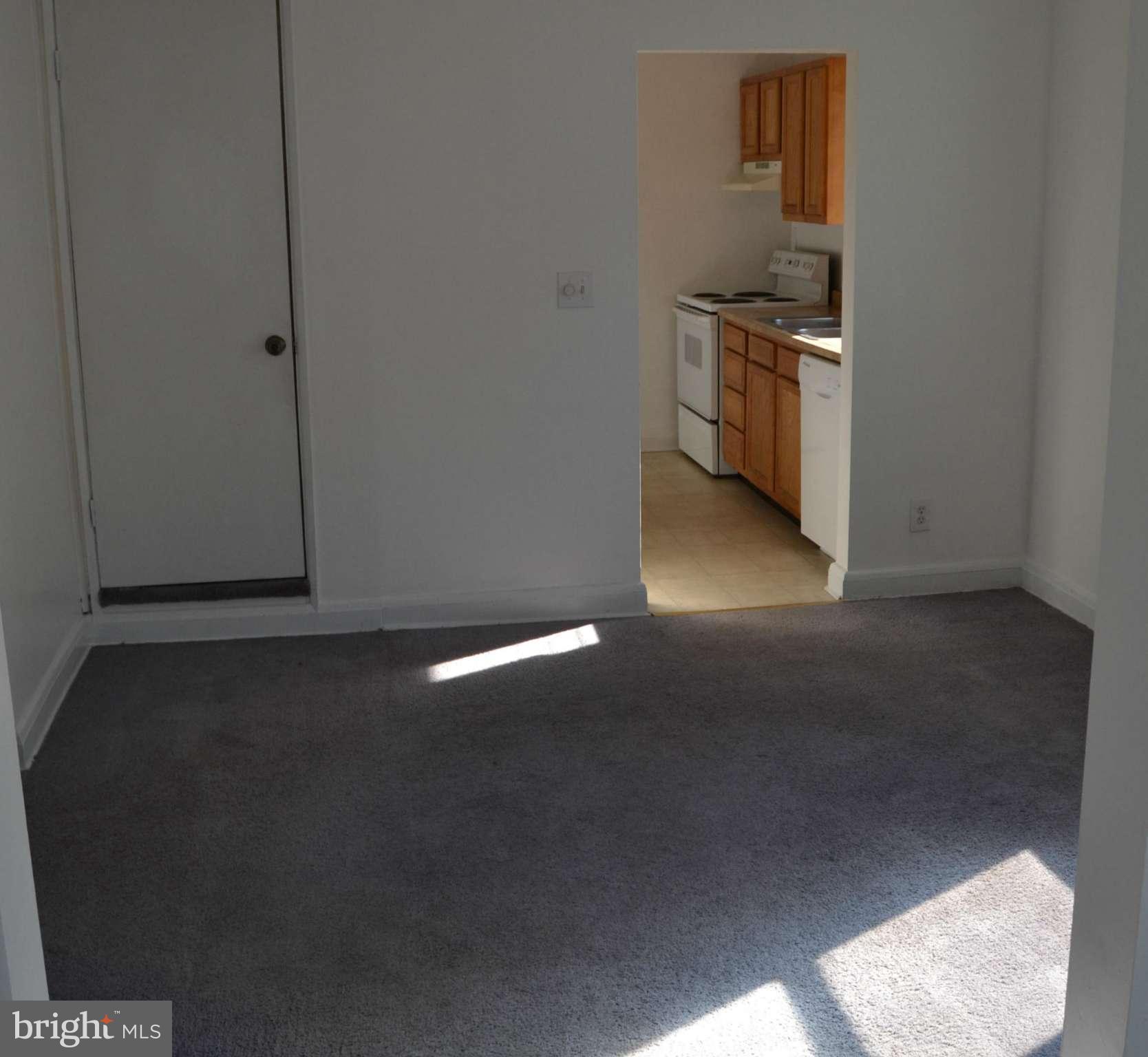2606 Canterbury Road Baltimore, MD 21234 - Photo 3 of 16 Dining Room