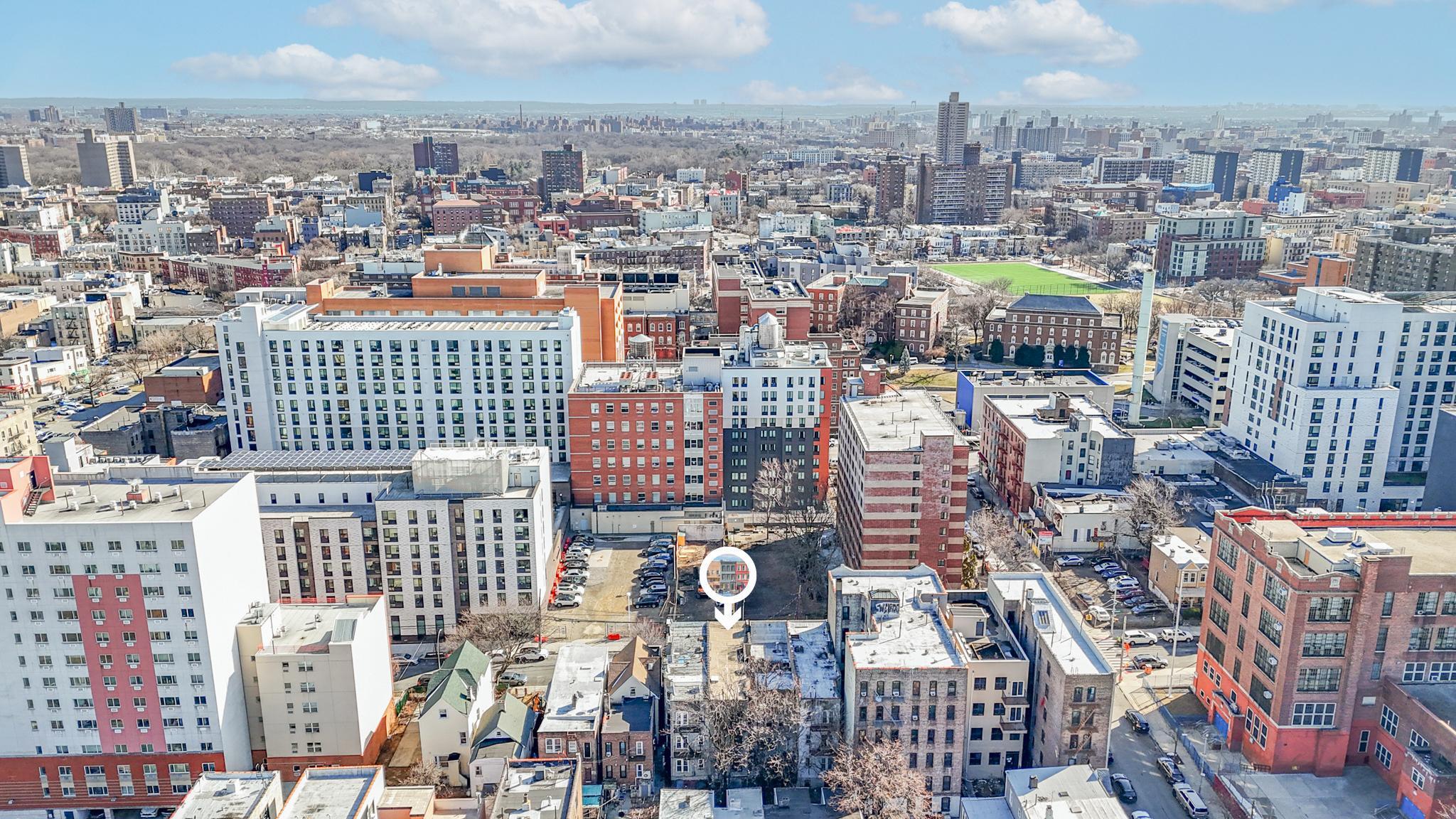 2243 Bathgate Avenue Bronx, NY 10457 - Photo 3 of 26 Property's view of city