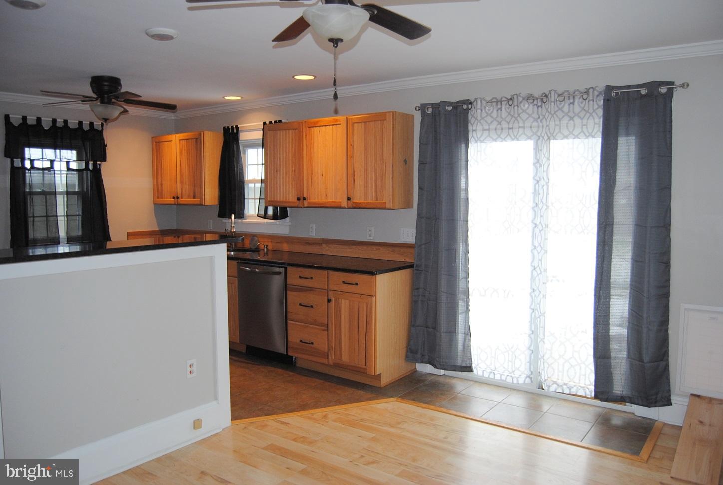 1211 Durham Road Riegelsville, PA 18077 - Photo 6 of 20 Dining Room