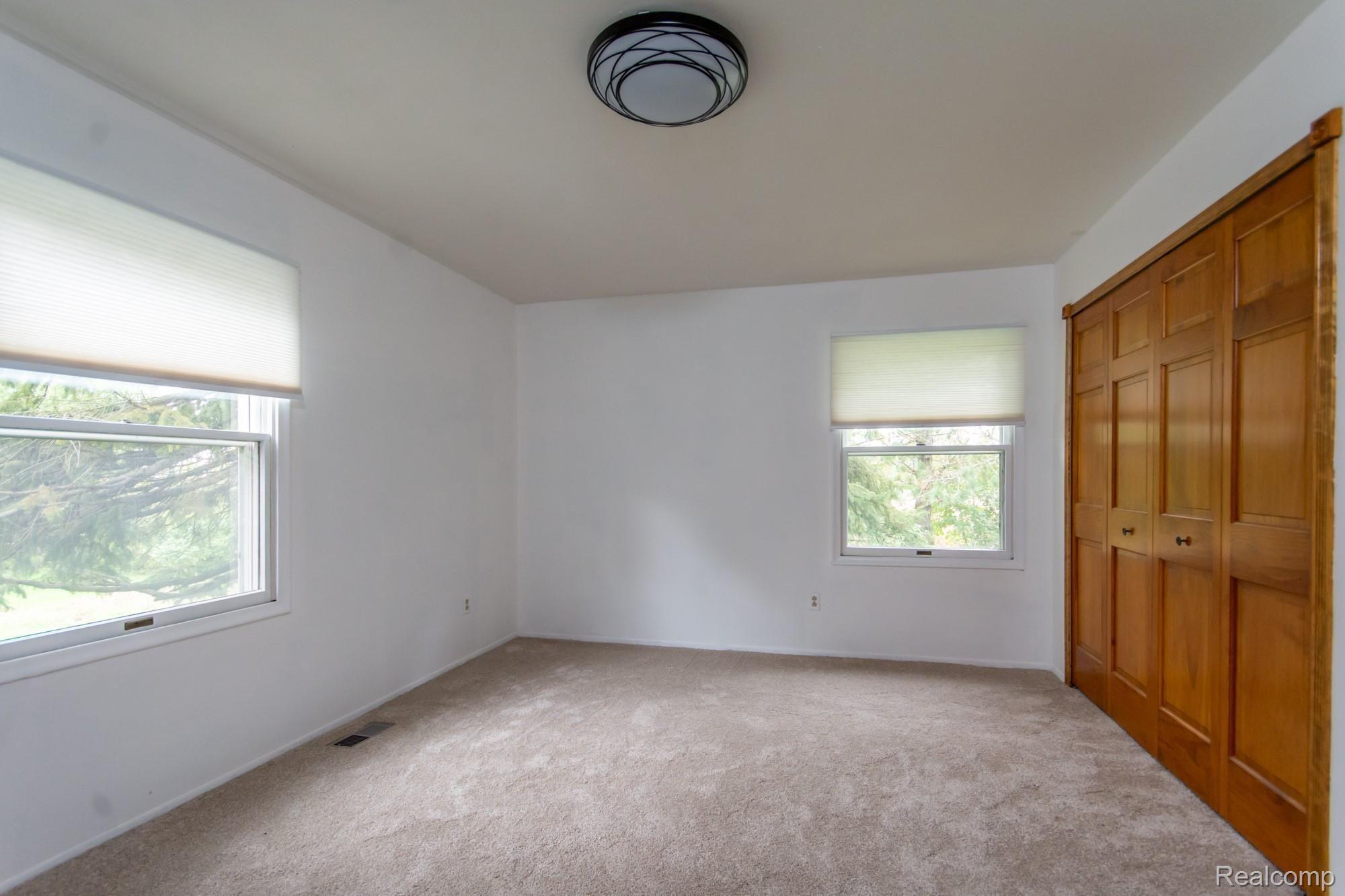 11845 Bunce Road Maybee, MI 48159 - Photo 13 of 45 DSC_5320.jpg