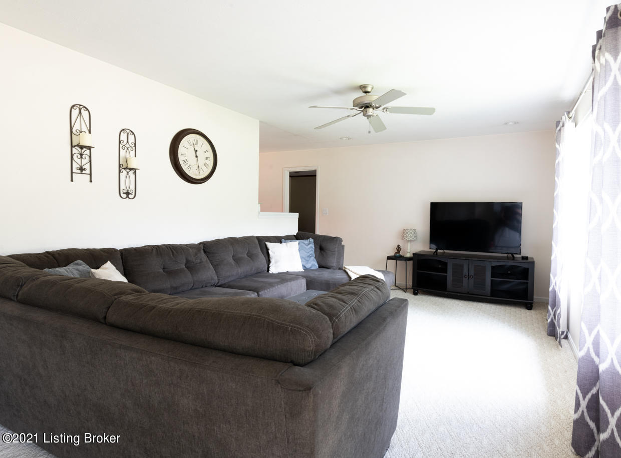 7314 Cardinal Road Crestwood, KY 40014 - Photo 5 of 19 4