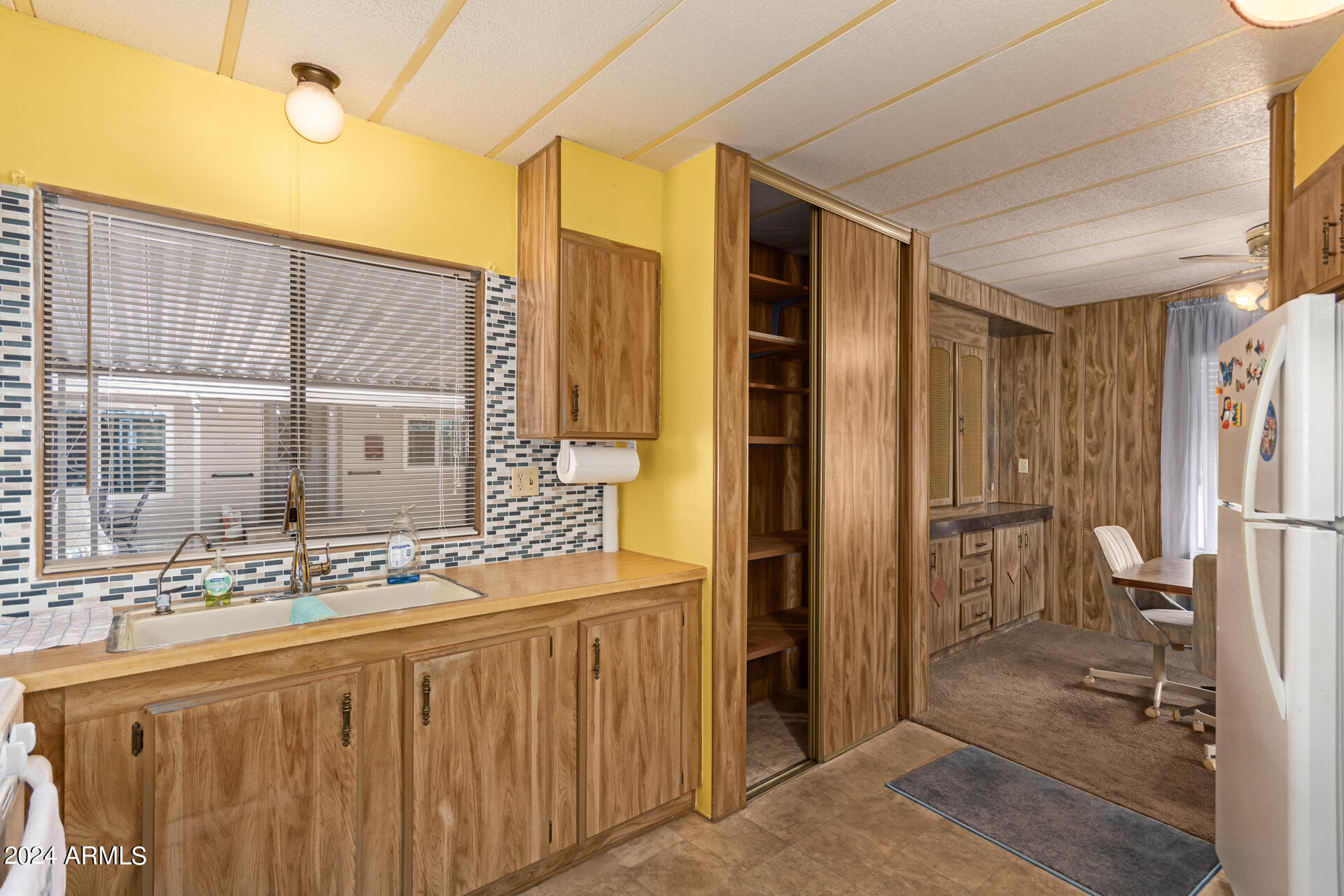 2605 South Tomahawk Road, Unit 199 Apache Junction, AZ 85119 - Photo 18 of 33 0020-17 - Tomahawk