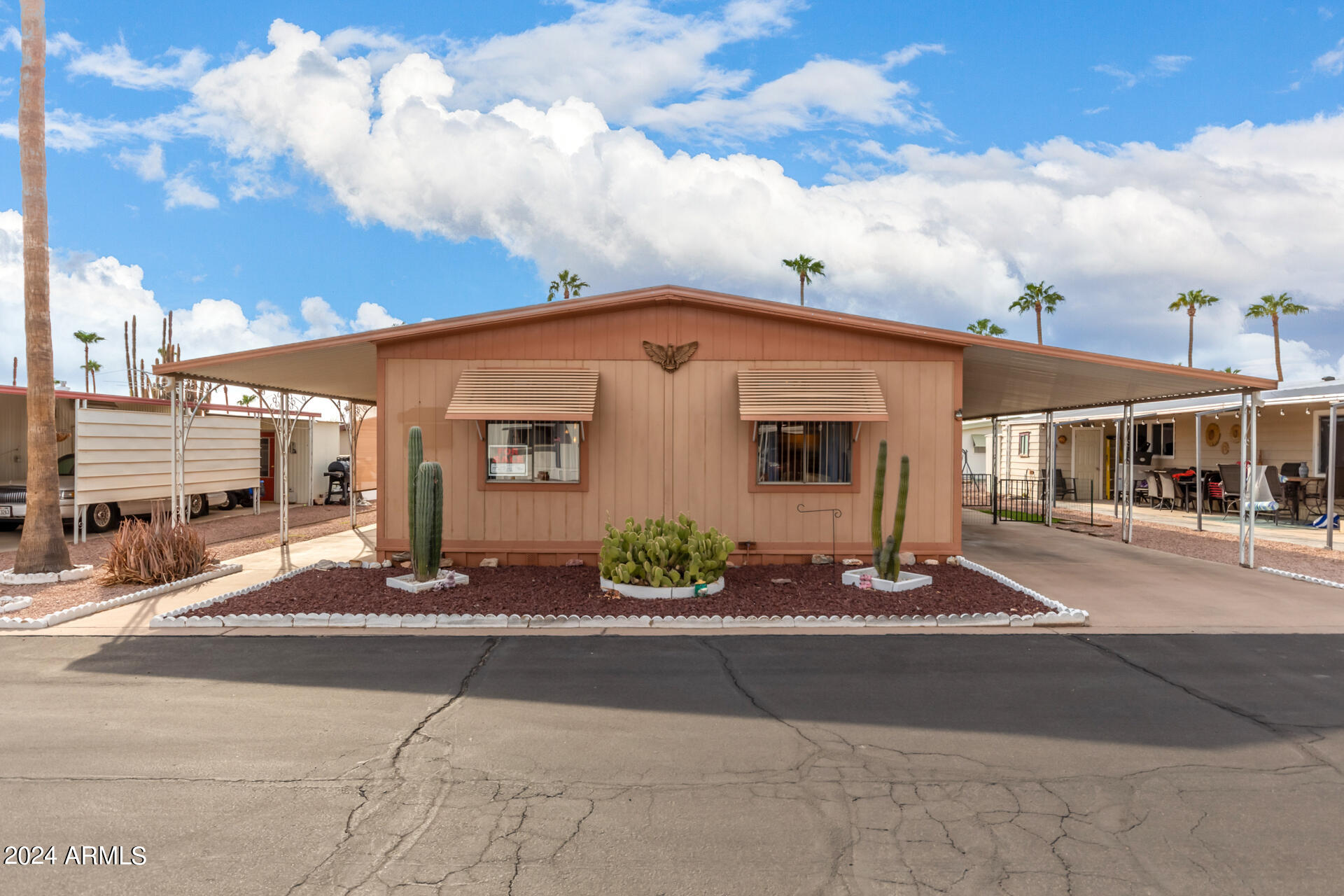 2605 South Tomahawk Road, Unit 199 Apache Junction, AZ 85119 - Photo 2 of 33 0004-01 - Tomahawk