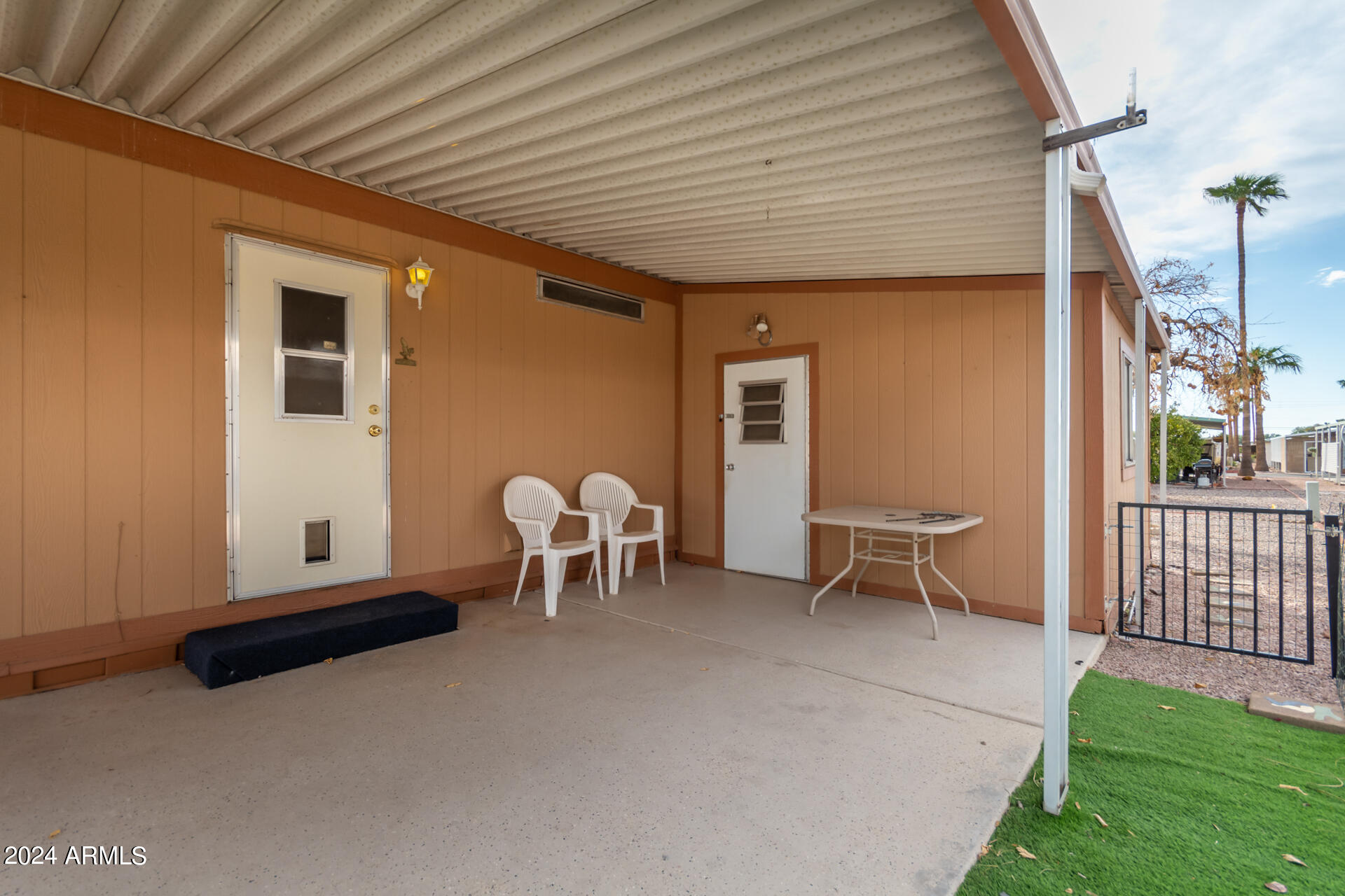 2605 South Tomahawk Road, Unit 199 Apache Junction, AZ 85119 - Photo 7 of 33 0009-07 - Tomahawk