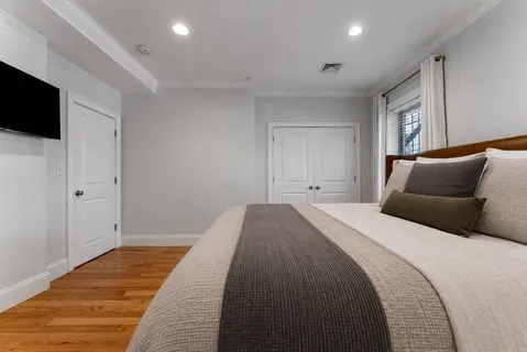 $965,000 | 668 Massachusetts Avenue, Unit G, Boston, MA 02118