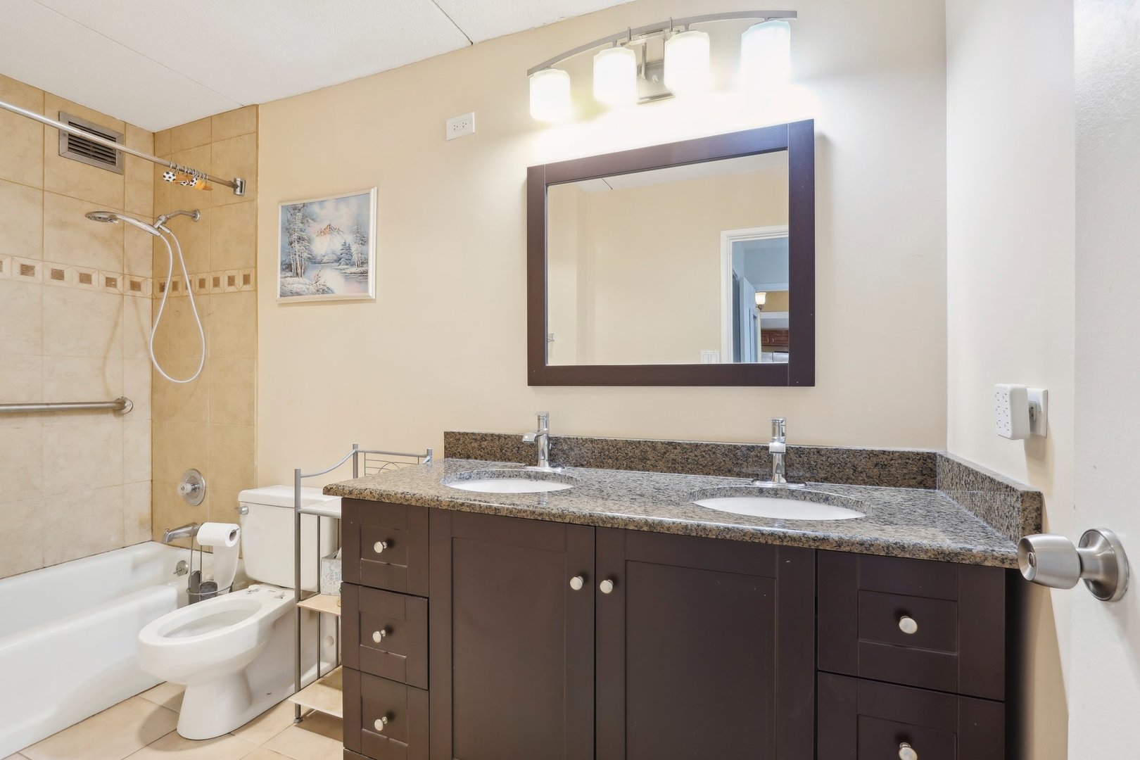 2005 South Finley Road, Unit 802 Lombard, IL 60148 - Photo 16 of 34 Gallery Image 16