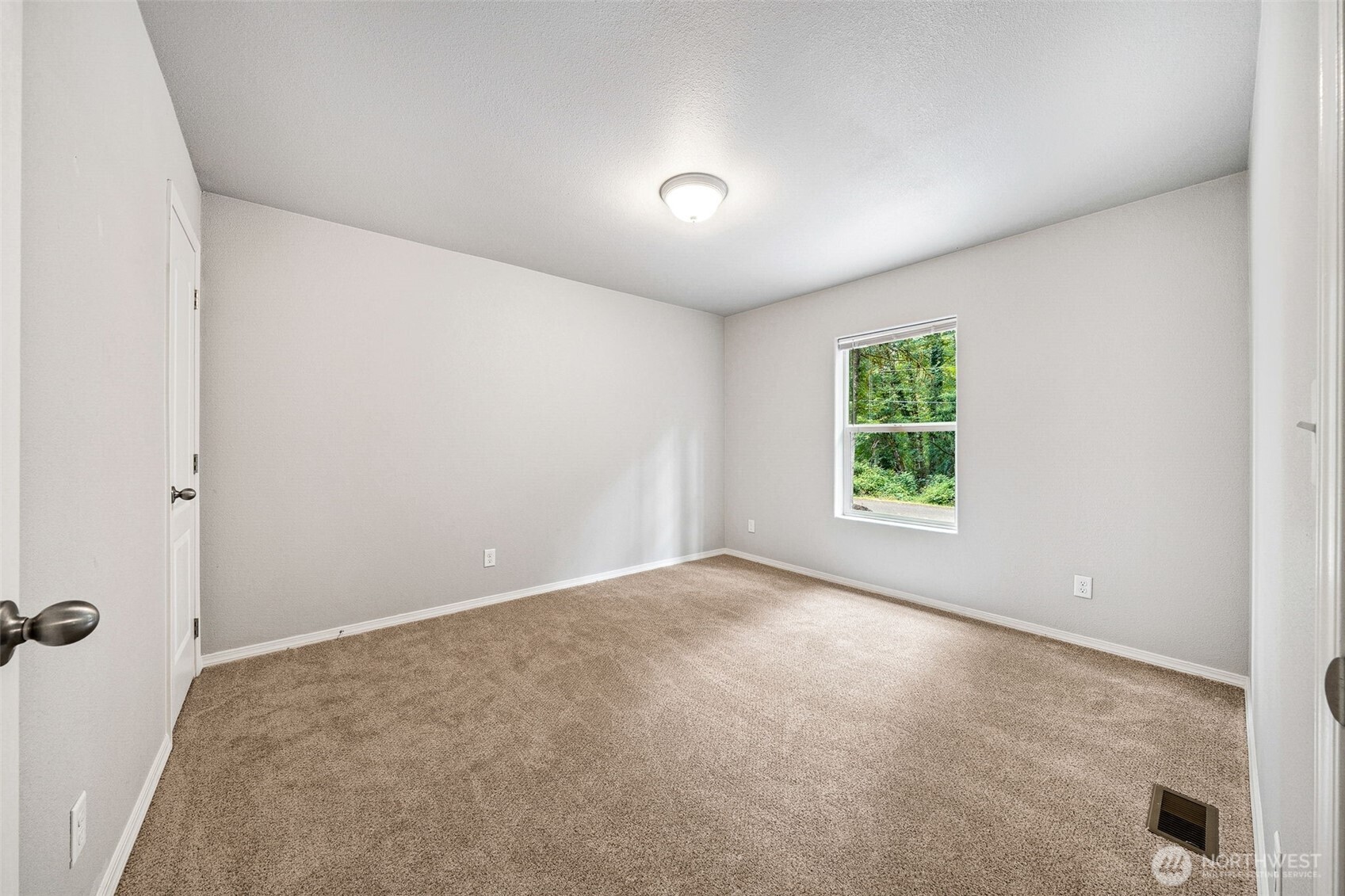 8107 Mazama Court Southwest Olympia, WA 98512 - Photo 18 of 34