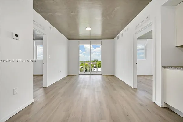 $2,600 | 475 Northeast 125th Street, Unit 603, North Miami, FL 33161