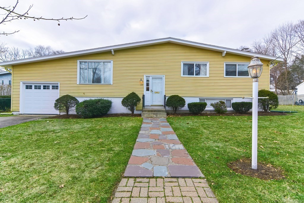 112 Harding Street Newton, MA 02465 - Photo 1 of 31 Gallery Image 1