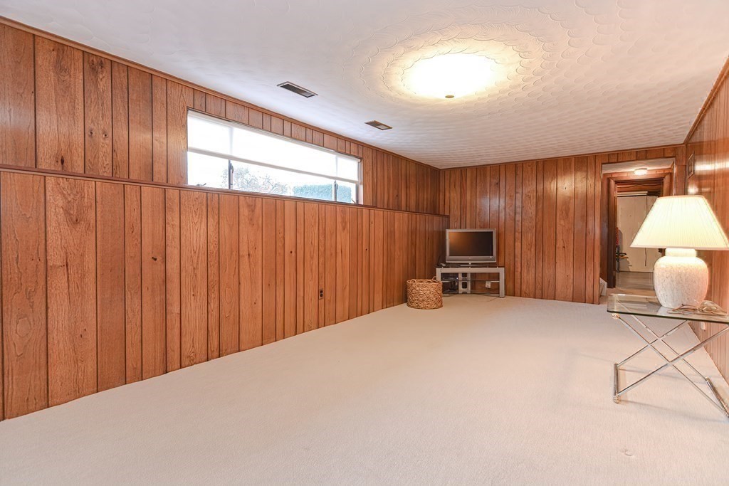 112 Harding Street Newton, MA 02465 - Photo 24 of 31 Gallery Image 24