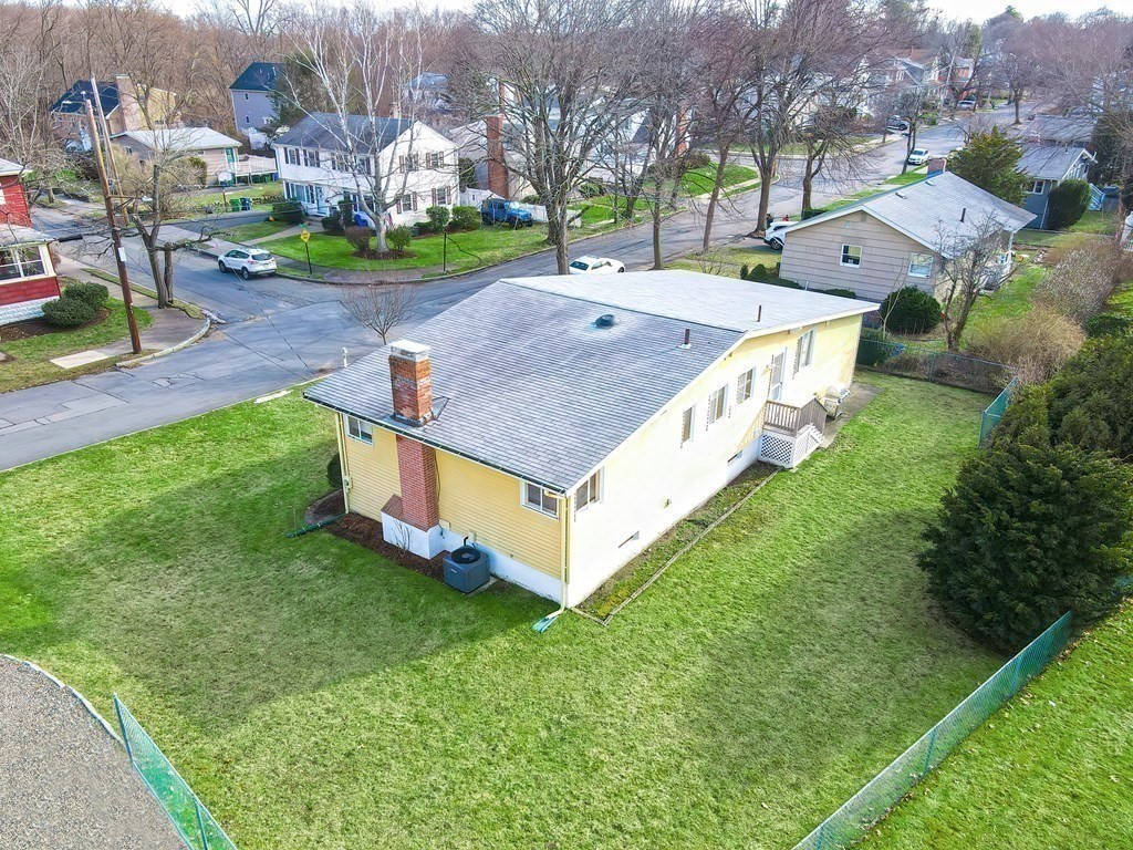112 Harding Street Newton, MA 02465 - Photo 28 of 31 Gallery Image 28