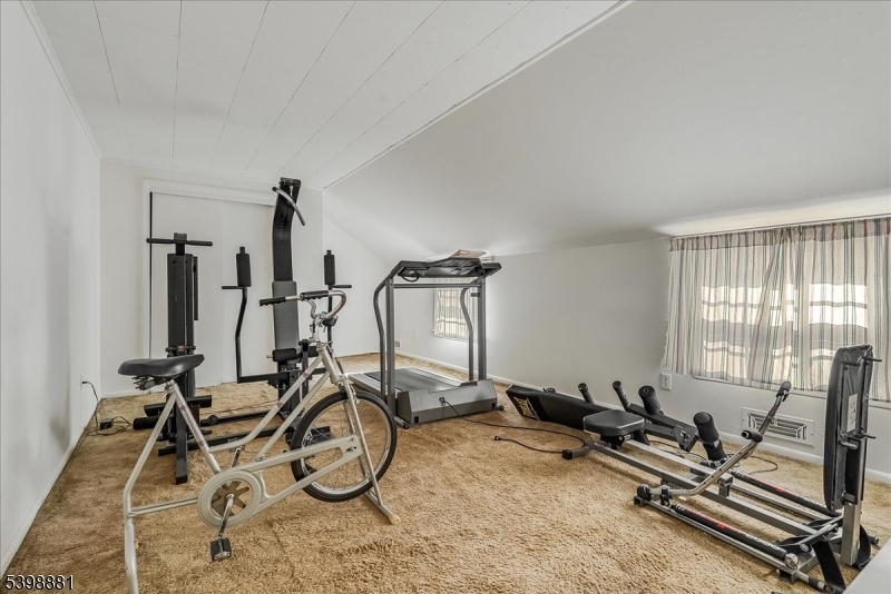 14 Skylark Road Springfield, NJ 07081 - Photo 15 of 20