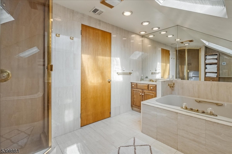 14 Skylark Road Springfield, NJ 07081 - Photo 16 of 20